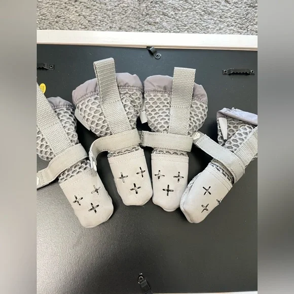 Canada Pooch Hot Pavement Dog Boot, Grey, 1 - Picture 6 of 7